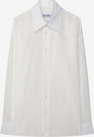 Studio Seidensticker Regular fit Button Up Shirt in White: front