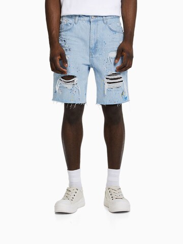 Bershka Regular Jeans in Blue: front