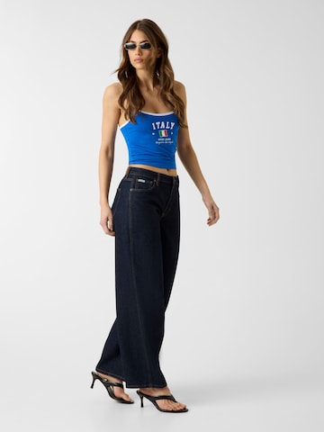 GUESS Top 'Nation' in Blau