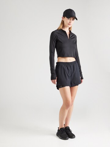 T-shirt fonctionnel 'ONPSEE' ONLY PLAY en noir