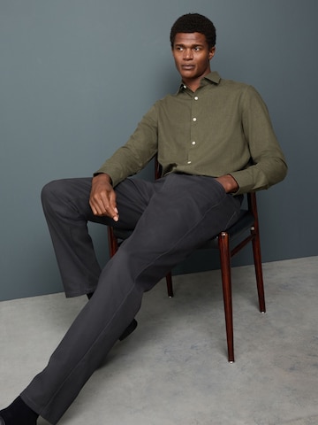 Next Regular Fit Hemd in Grün