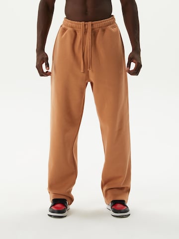 Ossy Homer Loosefit Sporthose 'Heavy Cotton 450 GSM N1Y013' in Braun