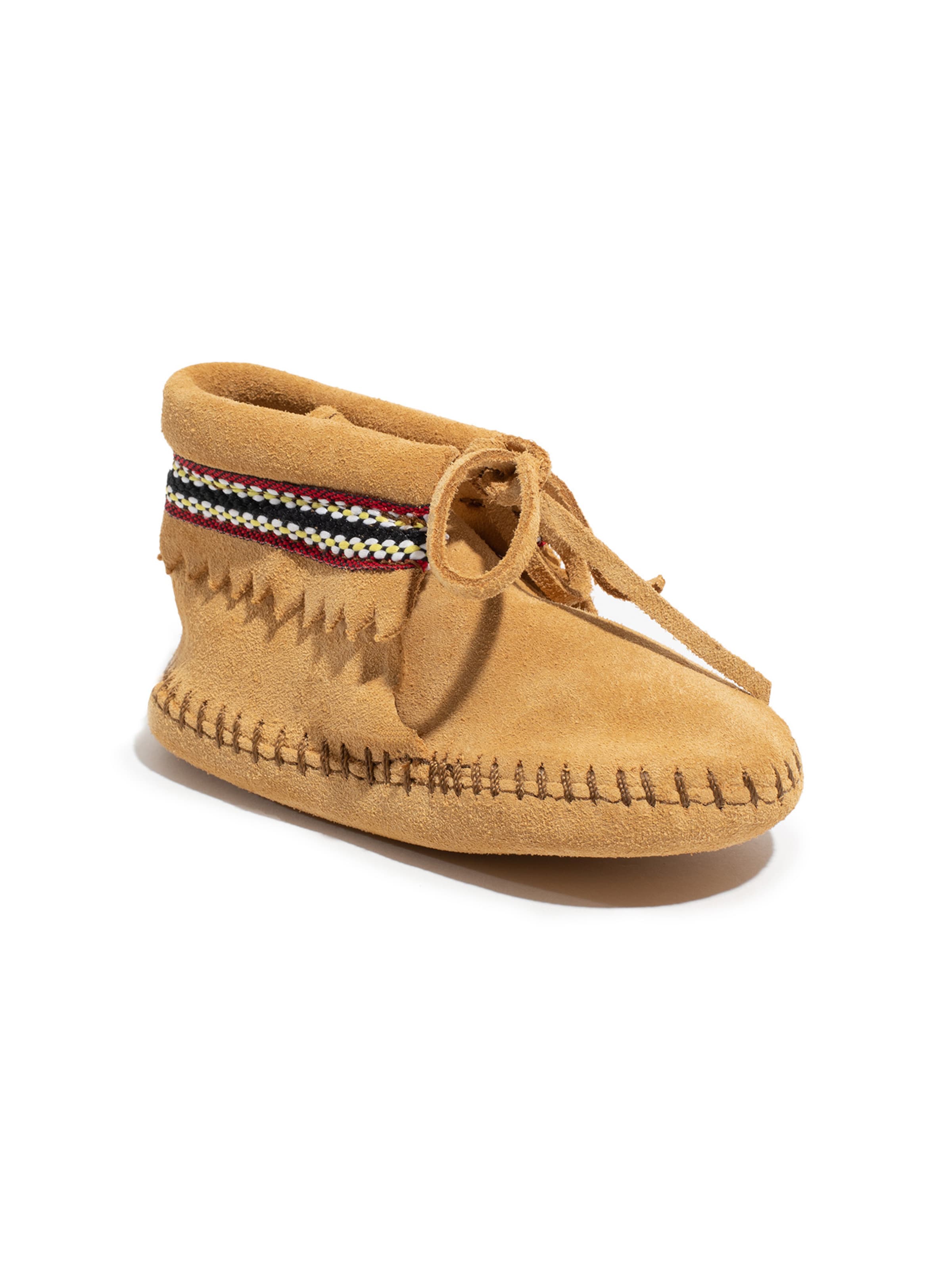 Minnetonka Snow boots 'Braid' in Brown