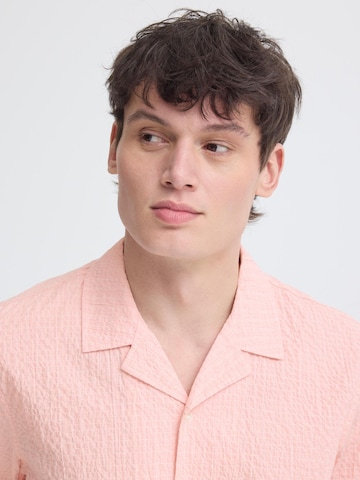 BLEND Regular Fit Kurzarmhemd ' BHBarny Cuba ' in Pink