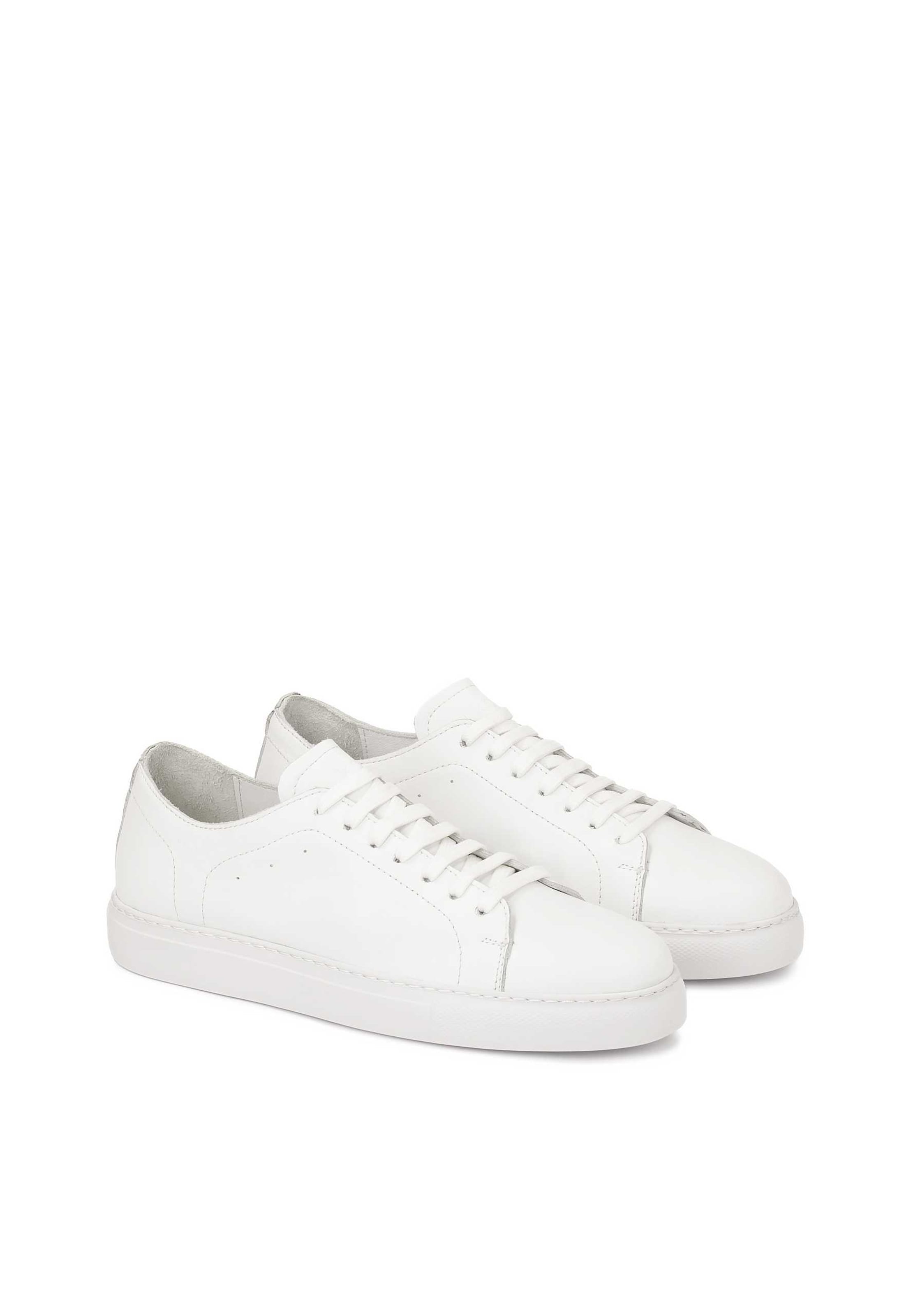 Baskets basses Kazar en blanc