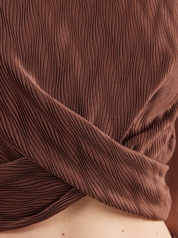 ABOUT YOUTop 'Malena' - smeđa boja