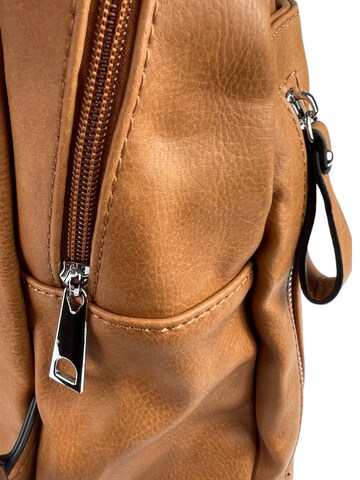 Kumixi Backpack '2in1 Rucksacktasche' in Brown