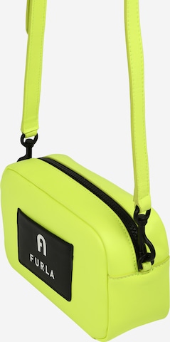 FURLA Чанта за през рамо тип преметка в зелено: отпред