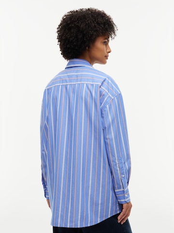 mėlyna Tommy Jeans Palaidinė 'ESSENTIAL'