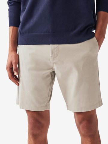 Regular Pantalon chino Next en beige : devant