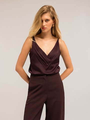 MOTIVI - Top en marrón