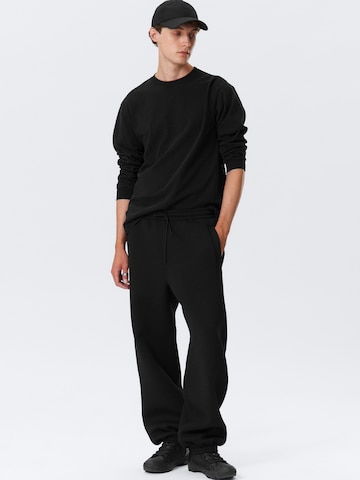Tapered Pantaloni 'Simon' di WEEKDAY in nero