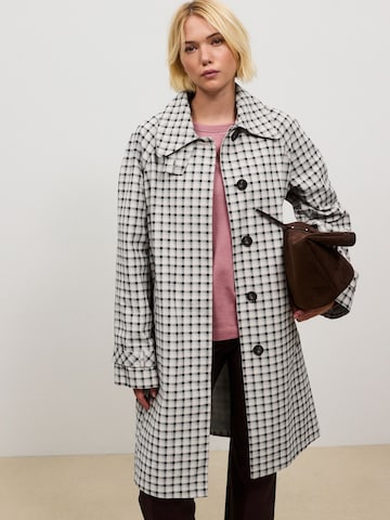 Cappotto di mezza stagione 'Dolly' di Next in bianco: frontale