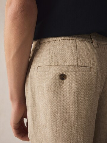 regular Pantaloni di Next in beige