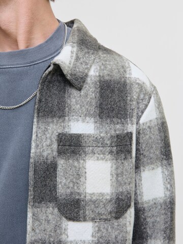 JACK & JONES Between-Season Jacket 'JJHANK' in Grey