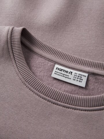 NAME IT - Sudadera en lila