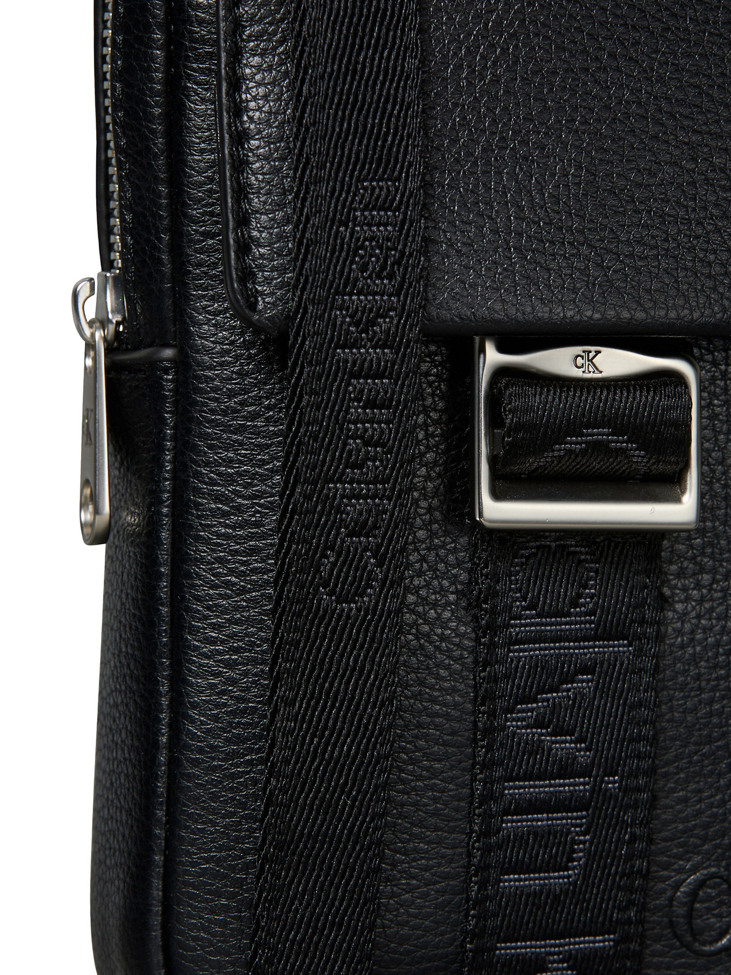 Calvin Klein Crossbody Bag in Black