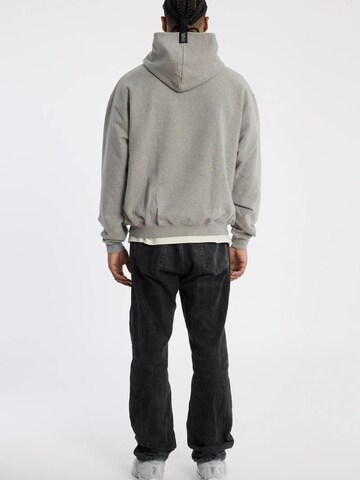 YSPT Studio Sweatshirt 'STONEWALL'‌‌‌‌ in Grau