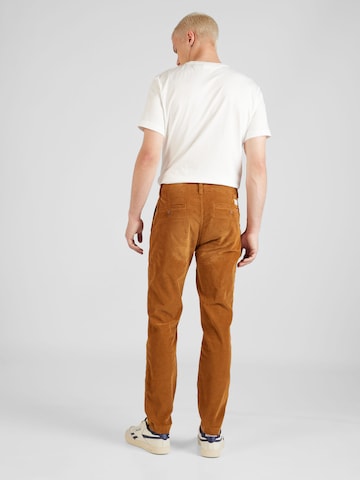 Effilé Pantalon chino 'XX Chino Std II' LEVI'S ® en marron