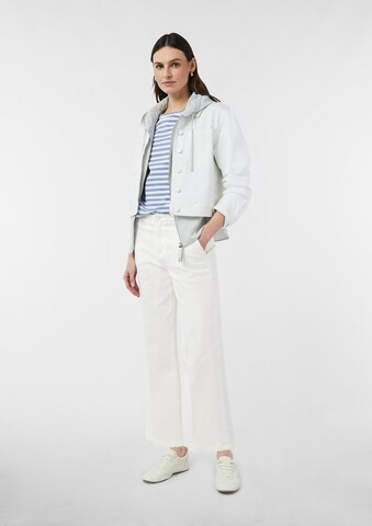 Regular Pantaloni de la COMMA pe alb