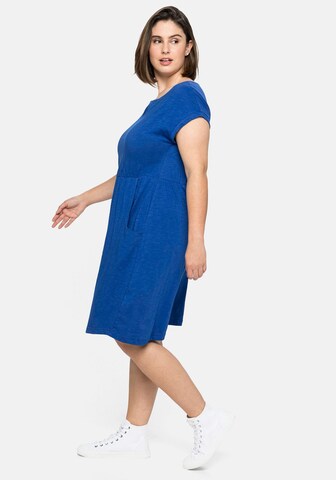 SHEEGO Kleid in Blau