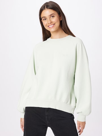 LEVI'S ® Суичър 'Snack Sweatshirt' в зелено: отпред