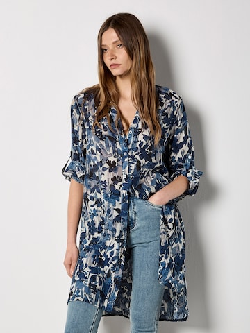 Chemisier Apricot en bleu