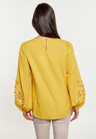 Usha - Blusa em amarelo