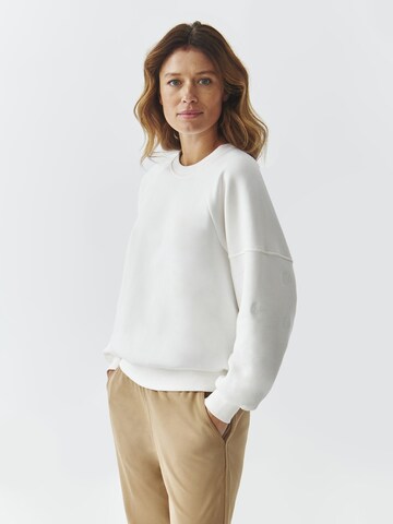 TATUUM Sweatshirt 'Fame' in White: front
