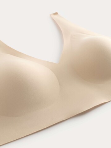 Top di Marks & Spencer in beige