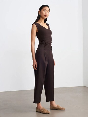 Wide leg Pantaloni di Dilvin in marrone