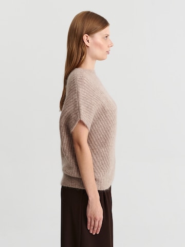 Pullover di TATUUM in beige
