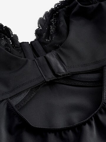 Next - Body moldeador en negro