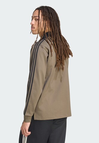 ADIDAS ORIGINALS - Camiseta en marrón