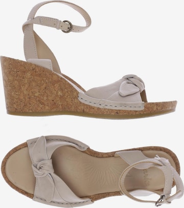 CLARKS Sandalen 37,5 in Beige: predná strana