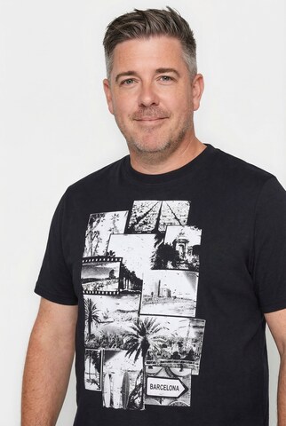 Men Plus Shirt in Black