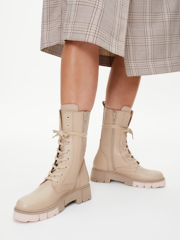 Bottes à lacets 'Caro' Karolina Kurkova Originals en beige : devant