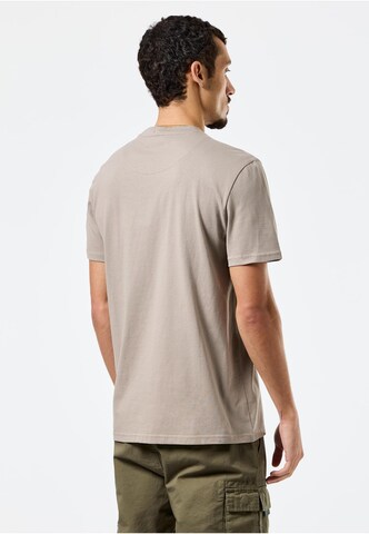 Weekend Offender T-Shirt 'Cannon Beach Badge' in Braun