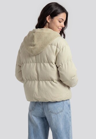 MYMO Winter Jacket in Beige