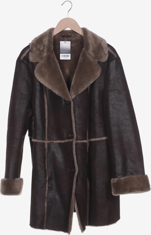 Atelier Goldner Schnitt Jacket & Coat in 5XL in Brown: front