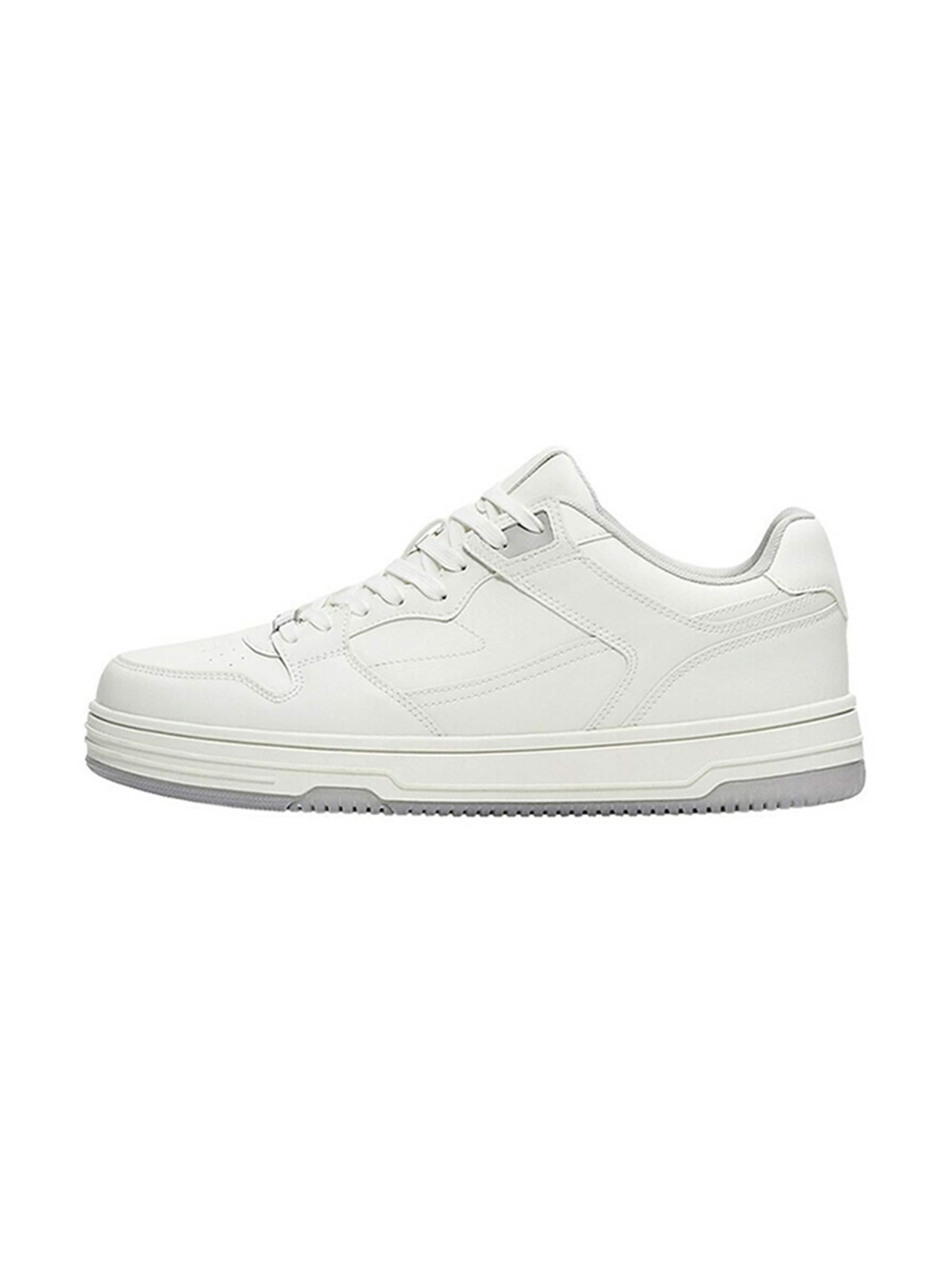 Bershka Sneaker in Weiß: Vorderseite