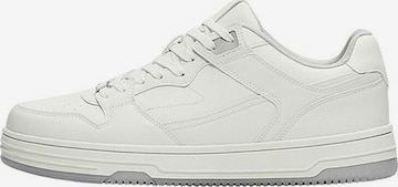 Bershka Sneaker in Weiß: Vorderseite