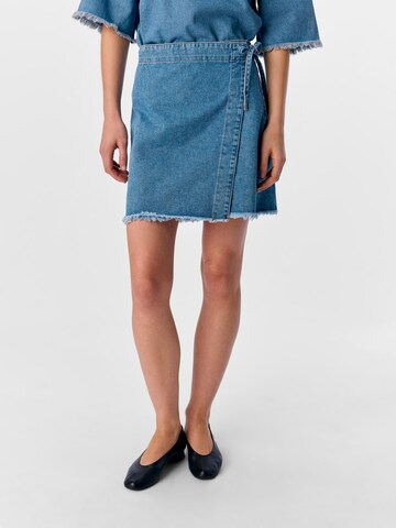 Jupe 'MELIA' OBJECT en bleu : devant