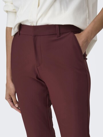 évasé Pantalon 'ONLTravel' ONLY en rouge