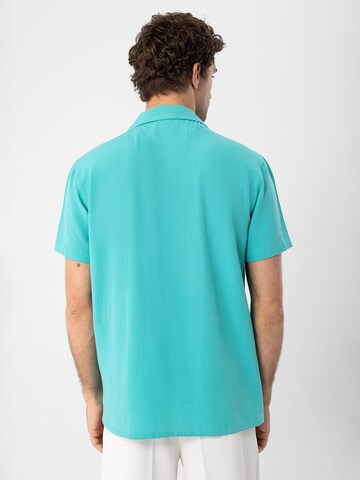 Antioch Regular fit Button Up Shirt in Blue