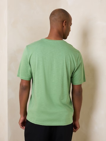 T-Shirt Next en vert
