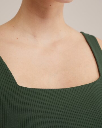 WE Fashion Top in Green