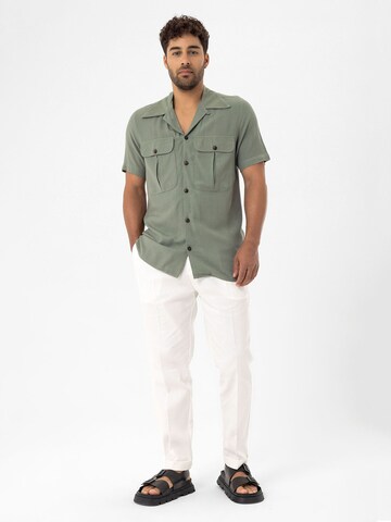Dandalo - Ajuste confortable Camisa en verde