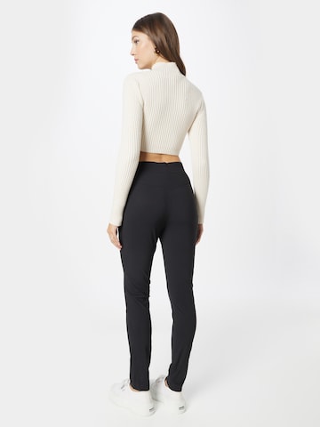 Coupe slim Pantalon Marc Cain en noir