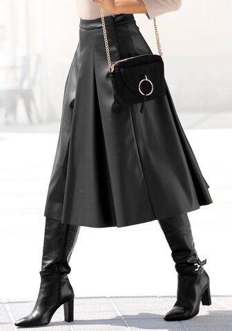 LASCANA Skirt in Black: front